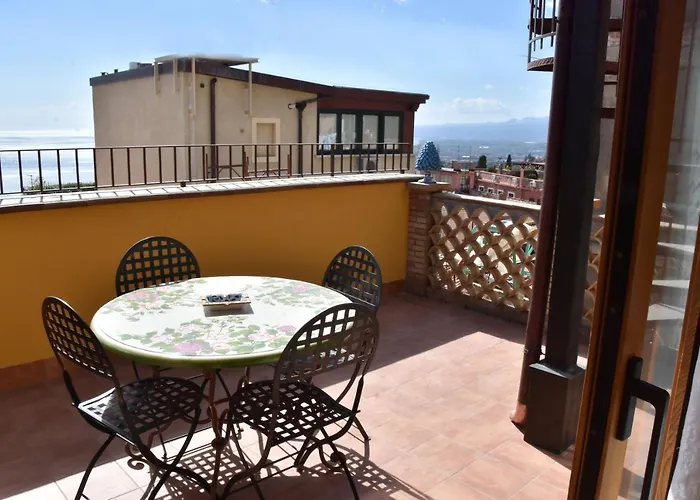 Taormina Al Bacio Apartment
